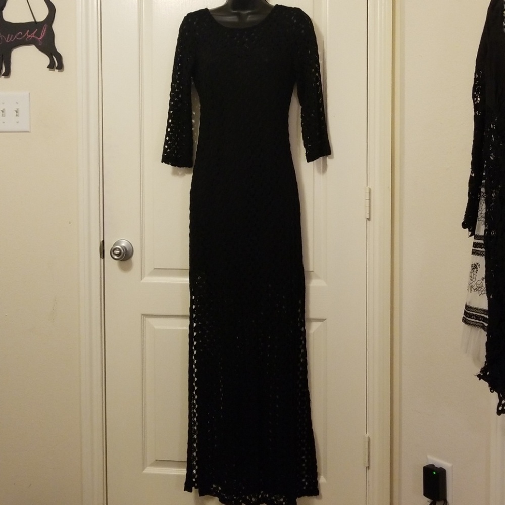 XXI black crochet maxi dress sz med